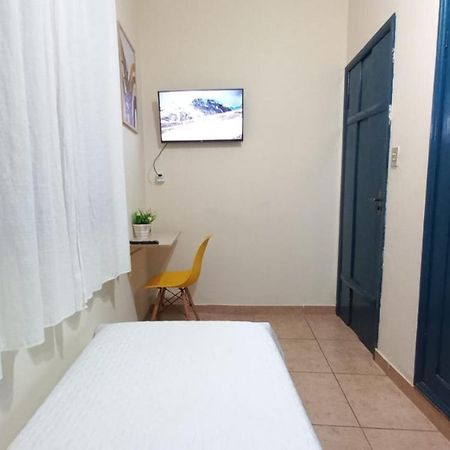 Quarto Individual Em Hospedaria No Centro Όρου Πρέτου Εξωτερικό φωτογραφία
